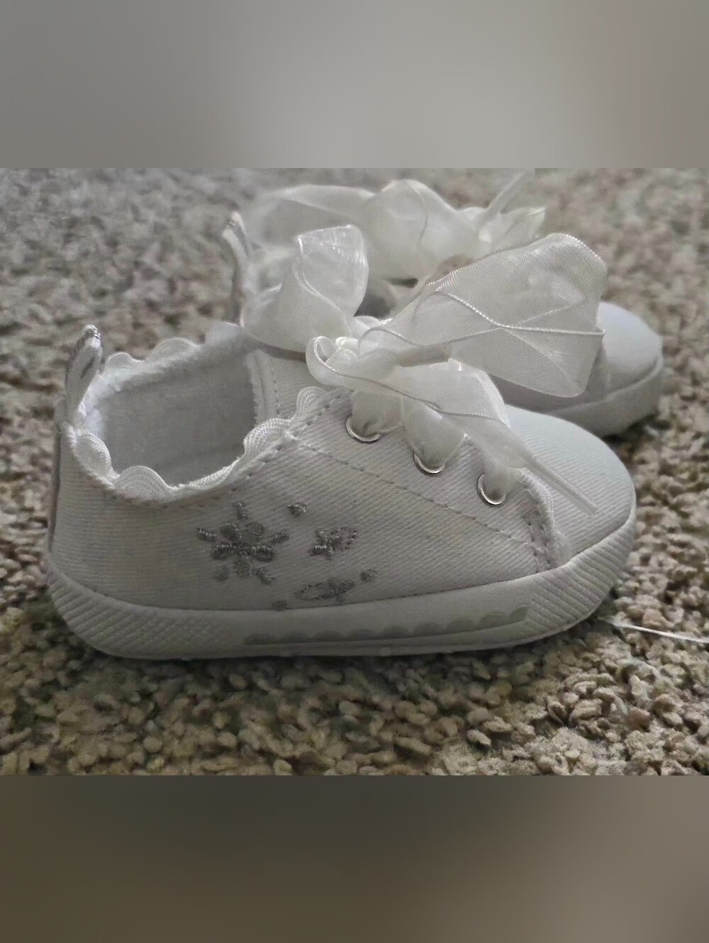 Baby White Ribbon Lace-Up Canvas Sneakers Size 2C